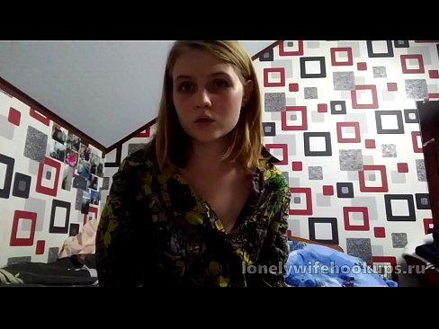 ❤️ Studentja e re bjonde nga Rusia i pëlqen karkat më të mëdha. Pornografi anale tek ne